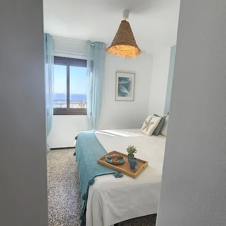 New Neverending Seaview Apartments, Achacay, Cristianos, Tenerife *