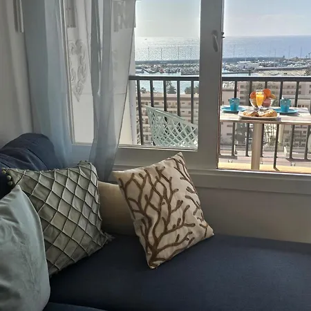 New Neverending Seaview Apartments, Achacay, Cristianos, Tenerife * Los Cristianos (Tenerife)