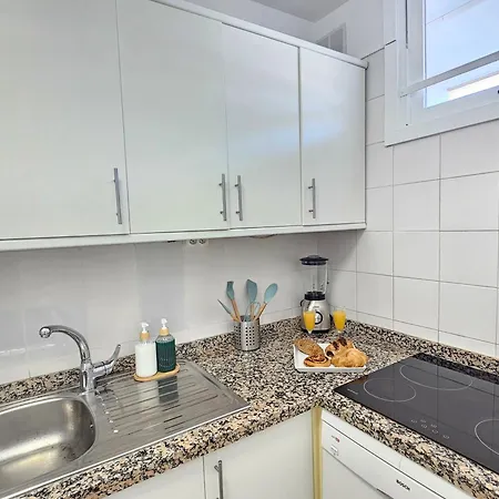 Apartamento New Neverending Seaview Apartments, Achacay, Cristianos, Tenerife *