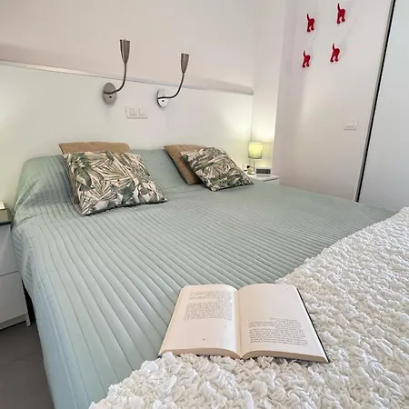 New Neverending Seaview Apartments, Achacay, Cristianos, Tenerife Apartamento *