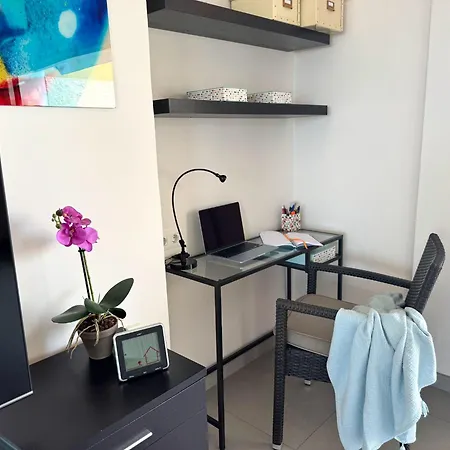 New Neverending Seaview Apartments, Achacay, Cristianos, Tenerife