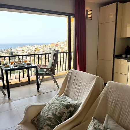 Apartamento New Neverending Seaview Apartments, Achacay, Cristianos, Tenerife